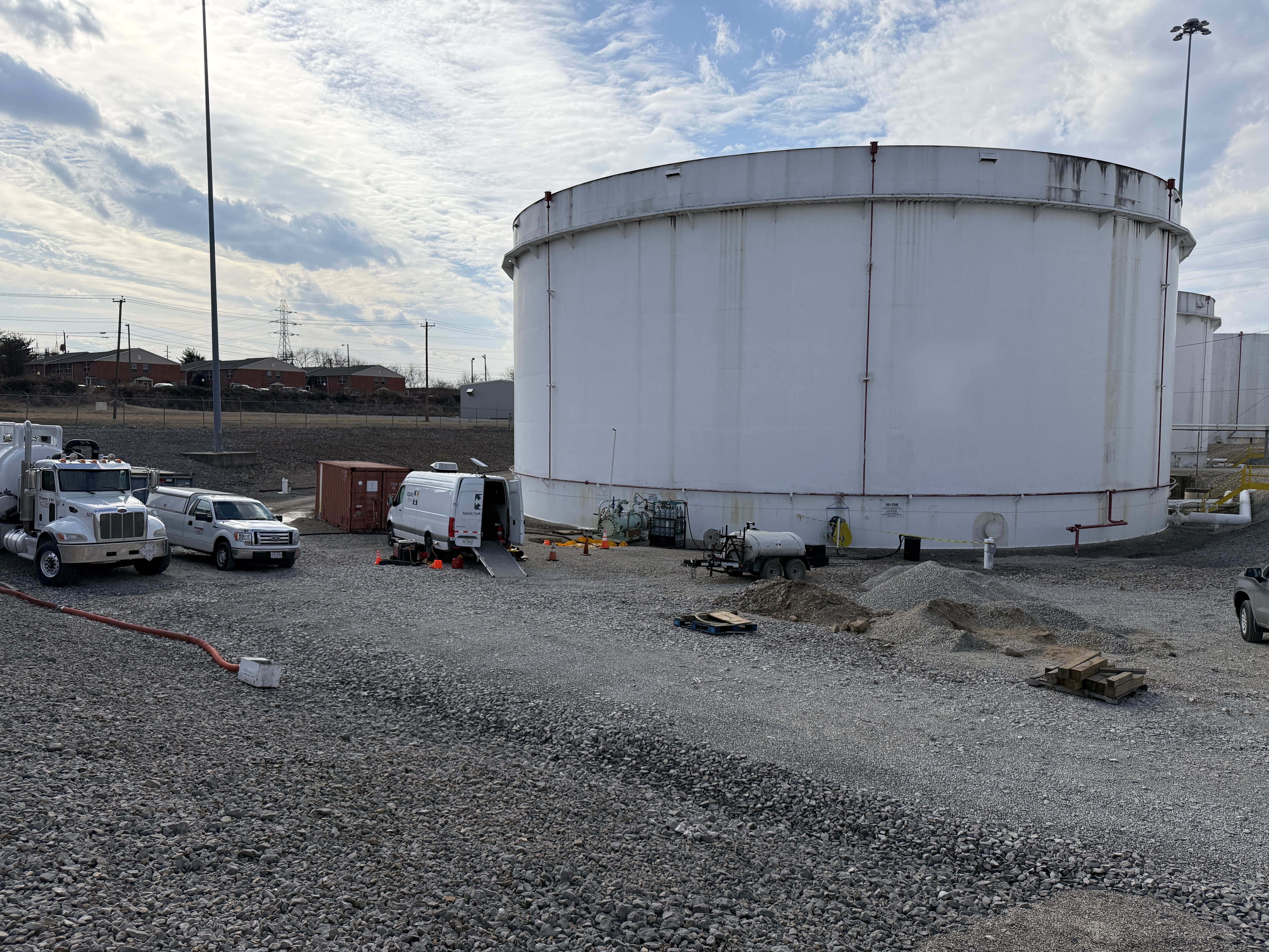 120' GASOLINE TANK | MIDSTREAM TERMINAL — SIDE LAUNCH