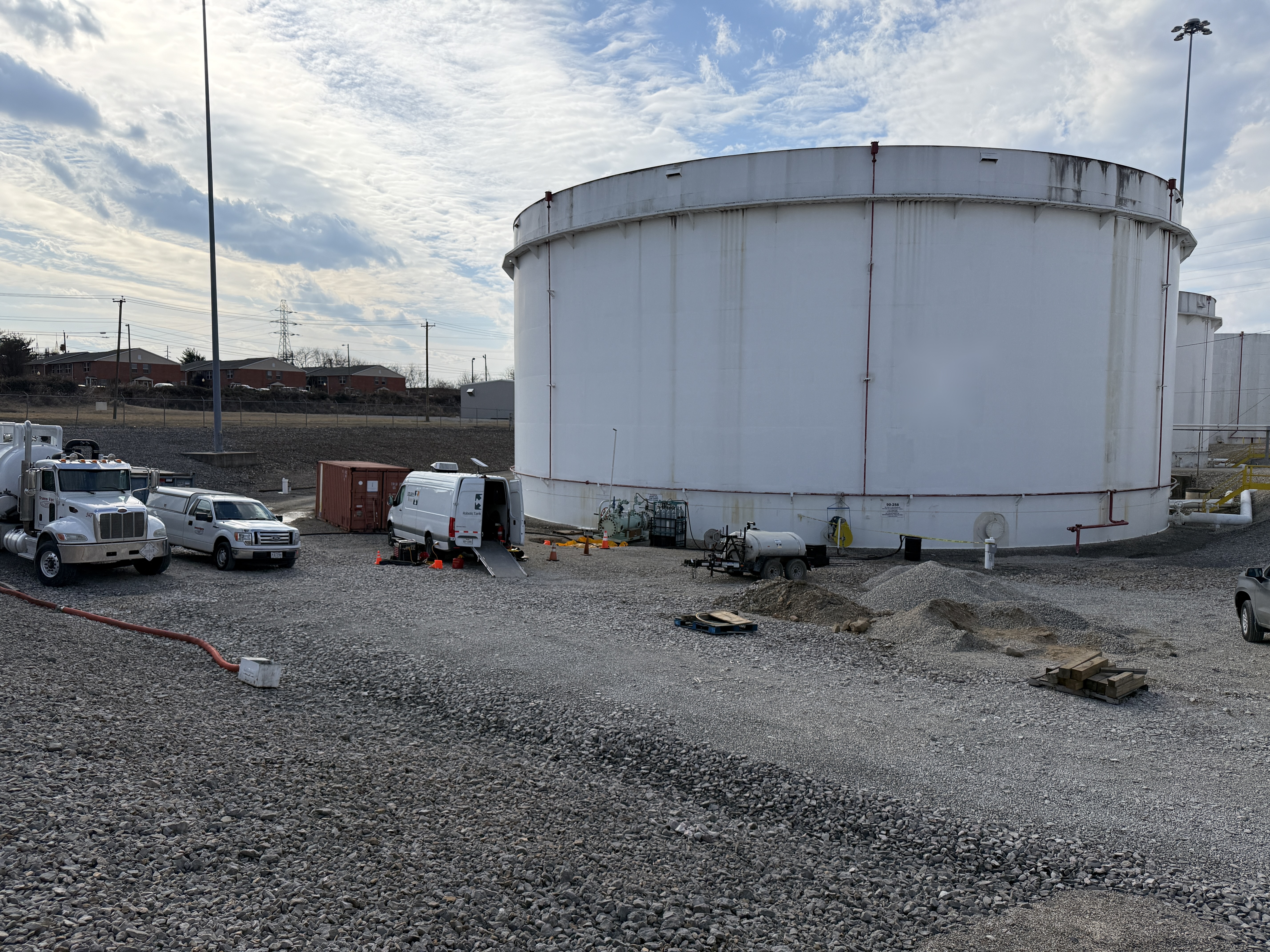 120' GASOLINE TANK | MIDSTREAM TERMINAL — SIDE LAUNCH